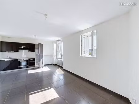 saint-renan centre – t3 lumineux de 57 m² avec parking et cave