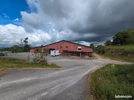 centre equestre a vendre ou a loué
