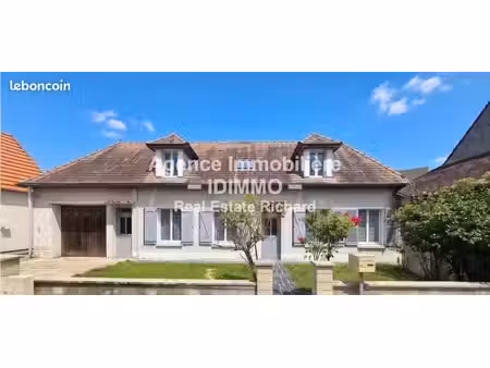 maison 5 pièces 137 m²
