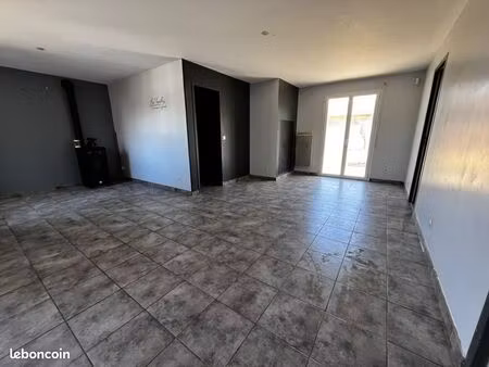 maison t4 de plain-pied – 93 m² – terrain 579 m² – garage