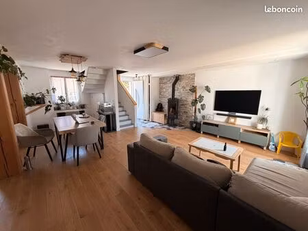 maison t4 - 86 82m² - garage et jardin