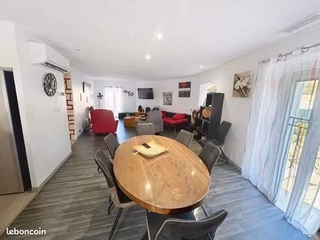 maison avec grand garage
