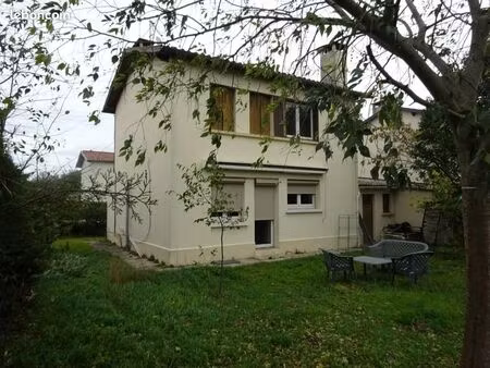 villa 4 pièces 87 m²