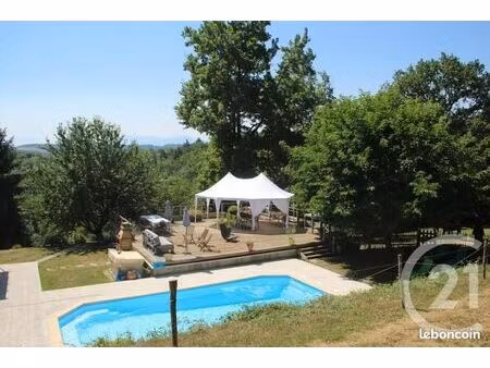 propriété 4 pièces 103 m²