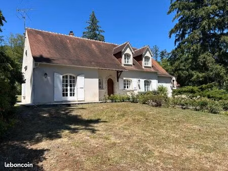 maison 9 pièces 194 m²