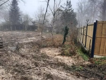 terrain 837 m² saint selve