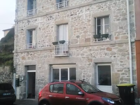 appartement f3 avec grande terrasse privée