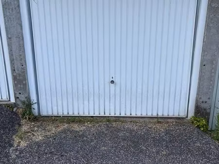 garage à louer