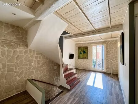 maison avec terrasse tropezienne