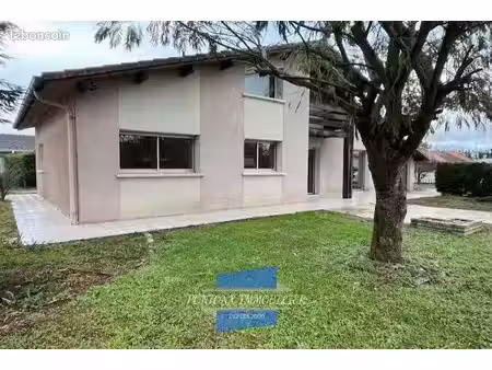 pavillon 5 pièces 138 m²