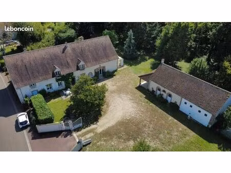 longère 5 pièces 210 m²
