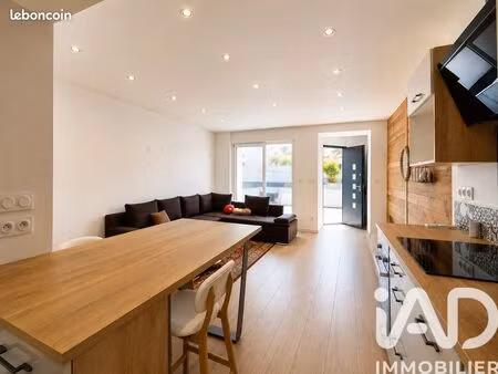 maison de ville 3 pièces 66 m²