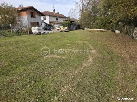 immeuble 3 pièces 97 m²