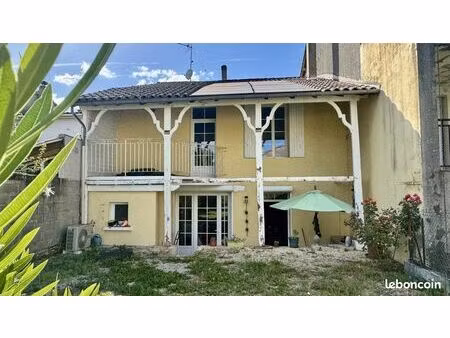 maison de ville 6 pièces 133 m²