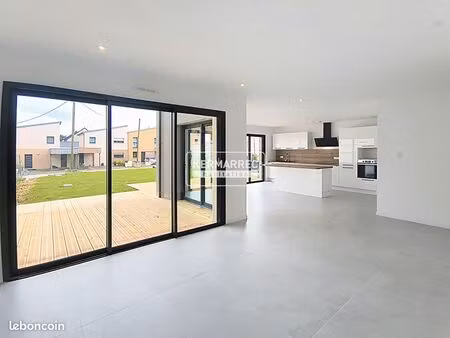 maison 5 pièces 126 m²
