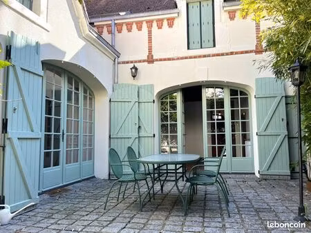 maison 6 pièces 145 m²