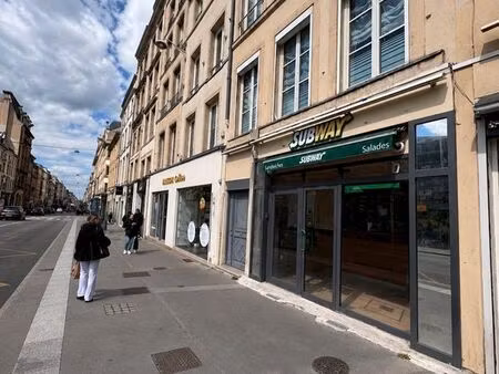 local commercial 130 m² nancy