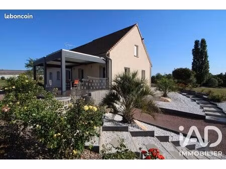 maison 7 pièces 185 m²