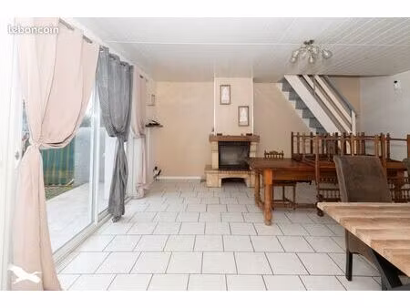 longère 4 pièces 108 m²