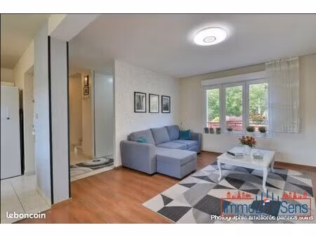 maison 7 pièces 180 m²