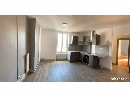 loue appartement à gien t4