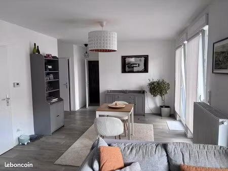 appartement 3 pièces 82 m²