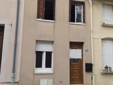 maison 4 pièces 80 m²