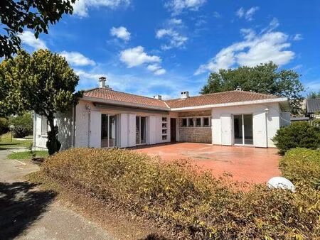 maison t5 de plain-pied