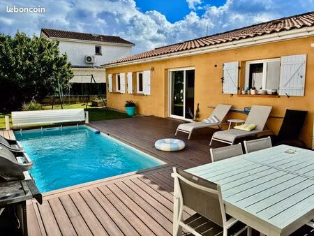 maison t5 plain pied avec piscine