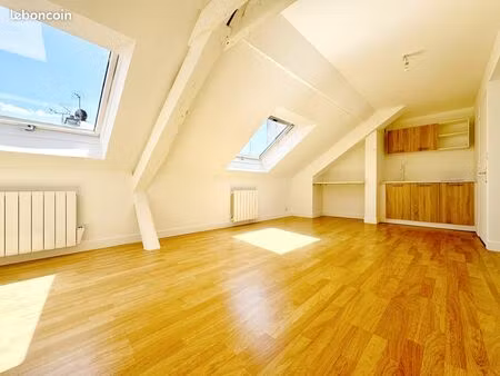 studio 41 m² – épernay hyper centre-ville