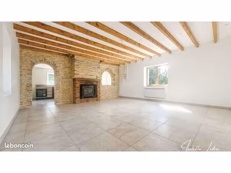 maison 2 pièces 82 m²