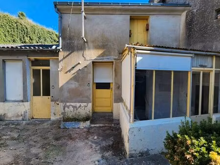 maison ancienne à rénover - doué la fontaine