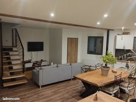 loue maison individuelle mitoyenne 95m2