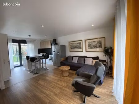 maison récente meublée 5 pièces – 102 m² – montargis