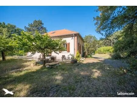 maison 4 pièces 176 m²