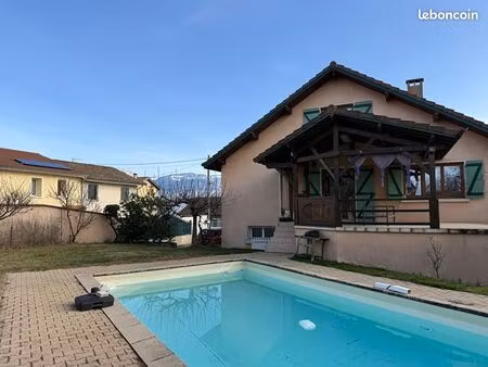 maison 5 pièces 132 m²