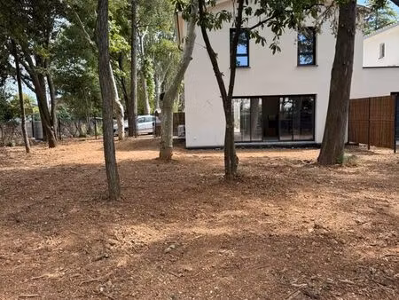 villa neuve f4 terrain de 727m²
