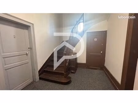 immeuble 10 pièces 247 m²