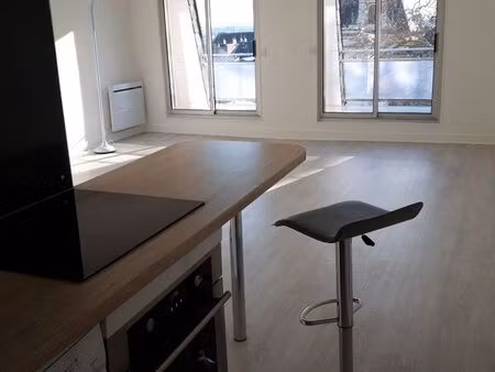 loue appartement 37m² plein centre neuf grand balcon
