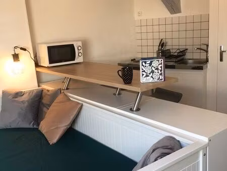studio de charme meublé hyper centre nevers pour étudiant(e)