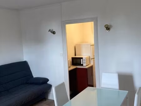 t1 meublé 21m2  nevers proche isat