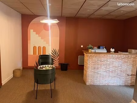 bureaux 162 m²