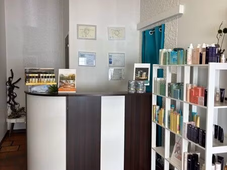 à vendre : fond de commerce institut de beauté