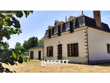 maison 6 pièces 176 m²