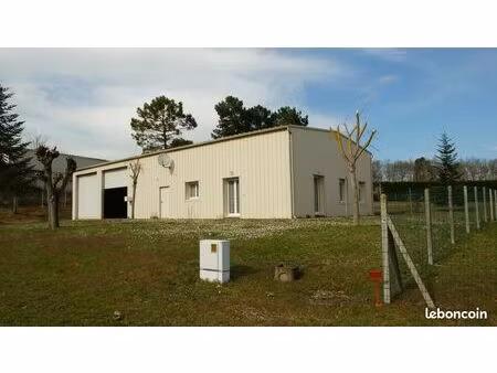 entrepot avec habitation