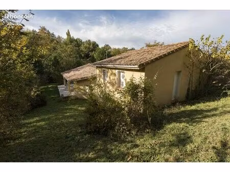 propriété 5 pièces 172 m²
