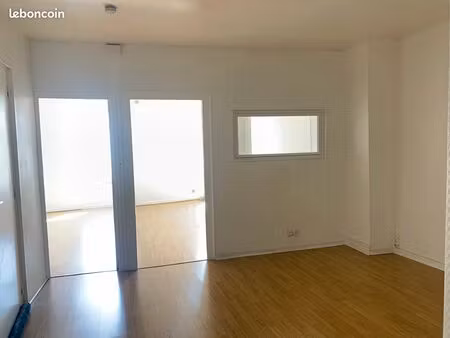 immeuble 5 pièces 86 m²