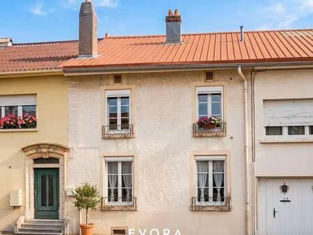 immeuble 7 pièces 176 m²