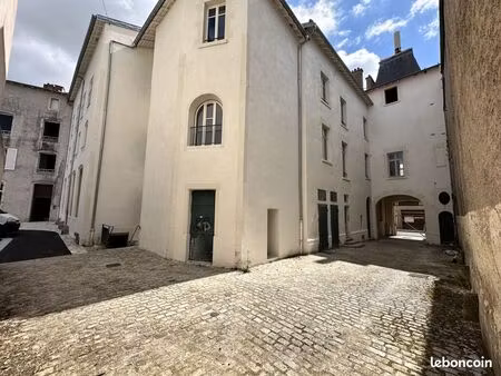 appartement 4 pièces 107 m²
