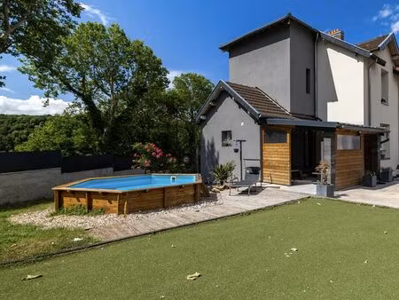 propriété 4 pièces 91 m²